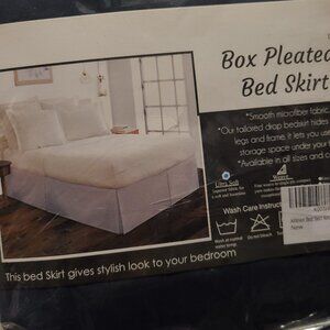 Brand new  Navy Blue King pleated Bed skirt -21 Inch Drop